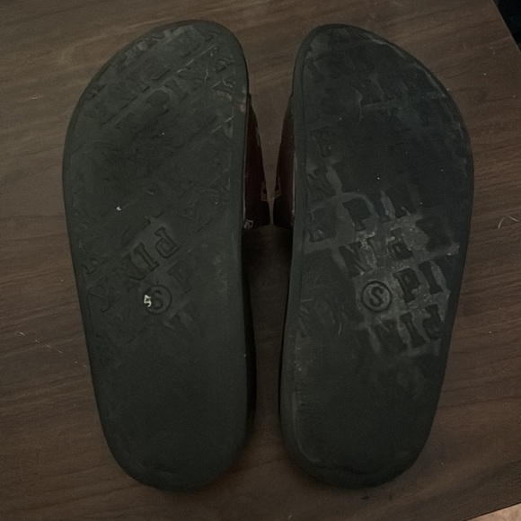 PINK slides purple/ gold - Picture 2 of 2